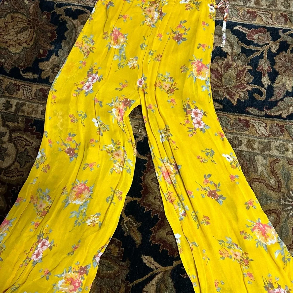 Floral Yellow One-Shoulder Dress - Picture 6 of 7